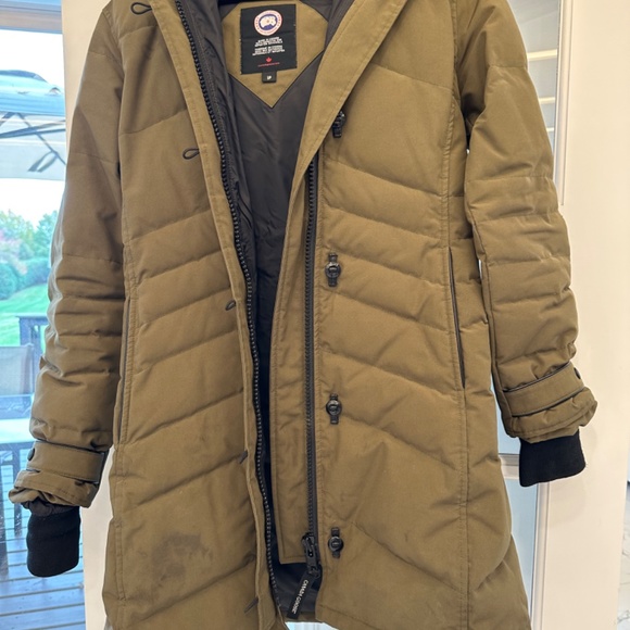 Canada Goose jacket - Picture 2 of 6